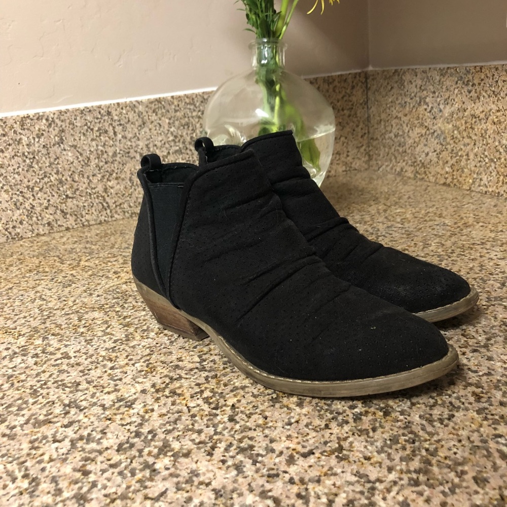 Ankle booties